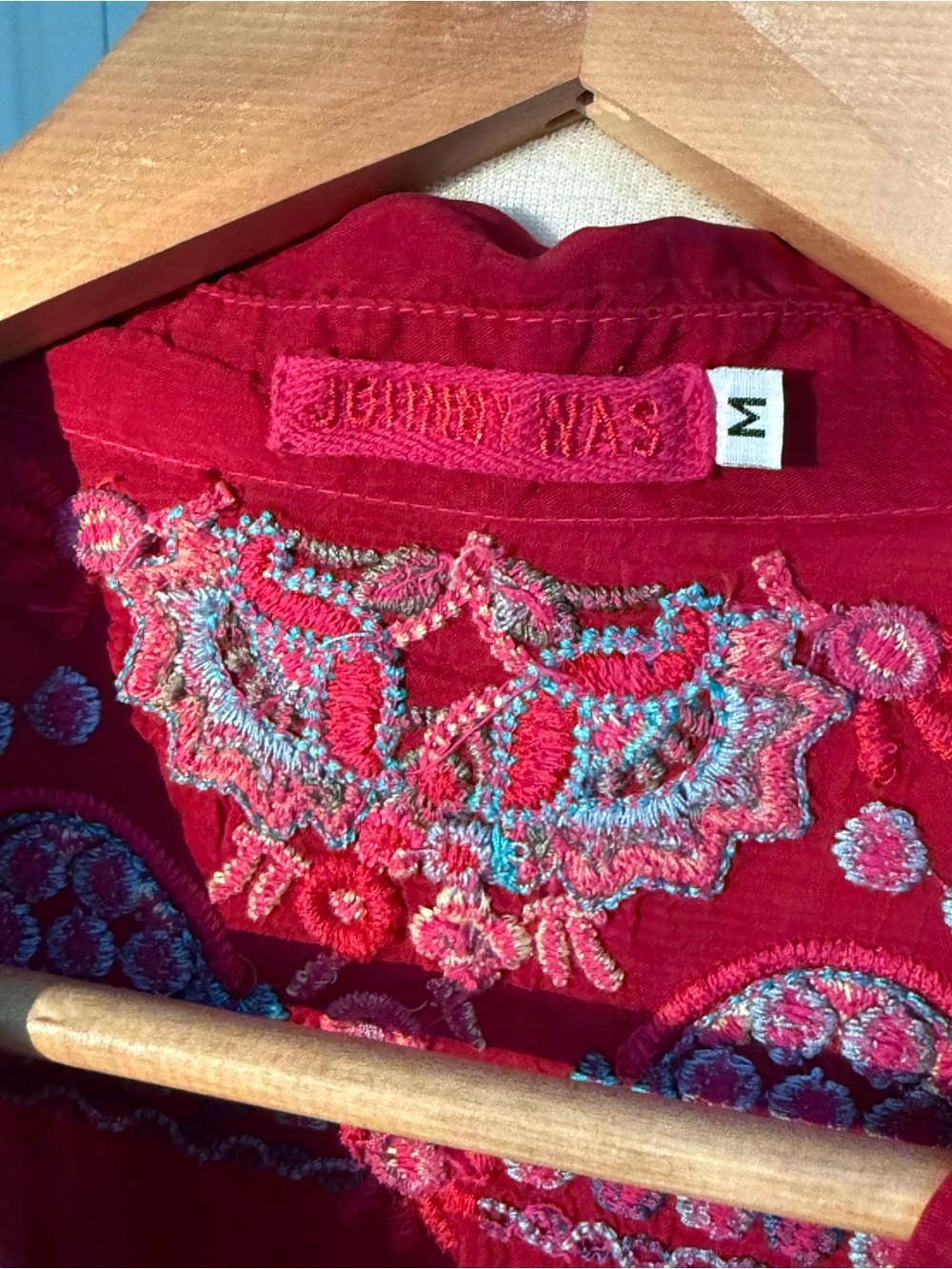 Johnny Was Red Embroidered Button Down Blouse Boho Shirt Size M - Picture 3 of 8